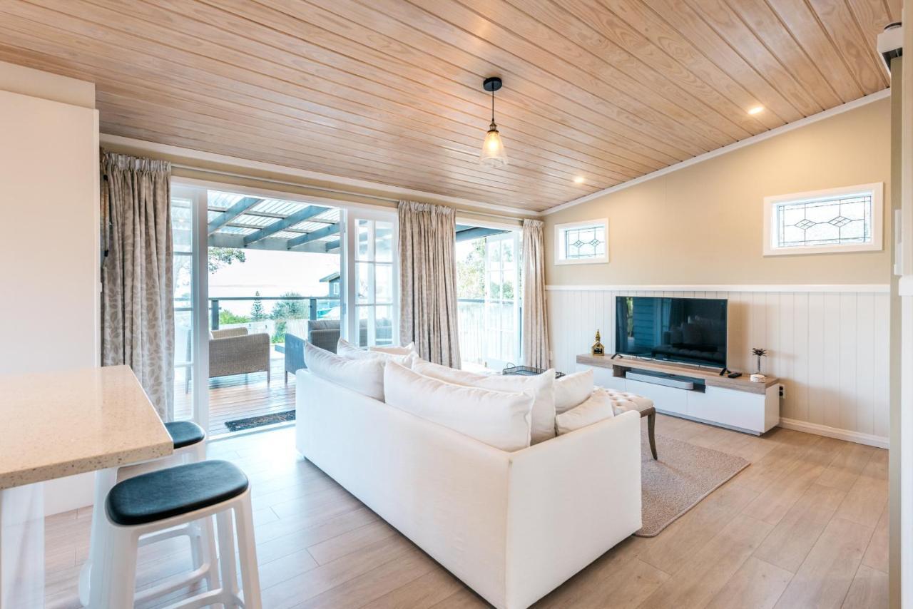 Pohutukawa Cottage, Waiheke Island Surfdale エクステリア 写真