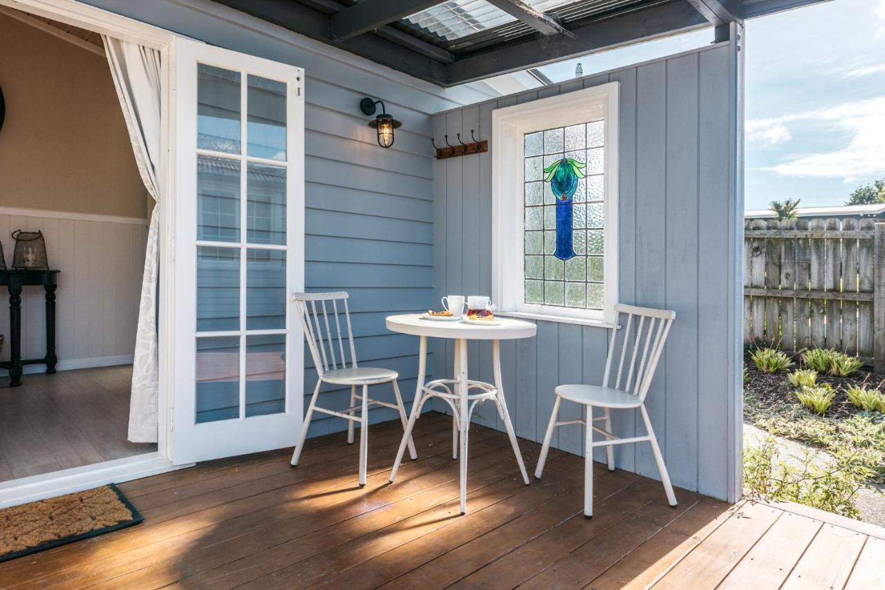 Pohutukawa Cottage, Waiheke Island Surfdale エクステリア 写真