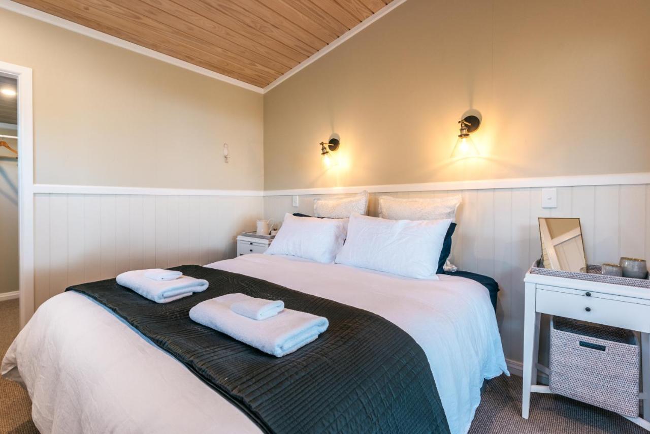 Pohutukawa Cottage, Waiheke Island Surfdale エクステリア 写真