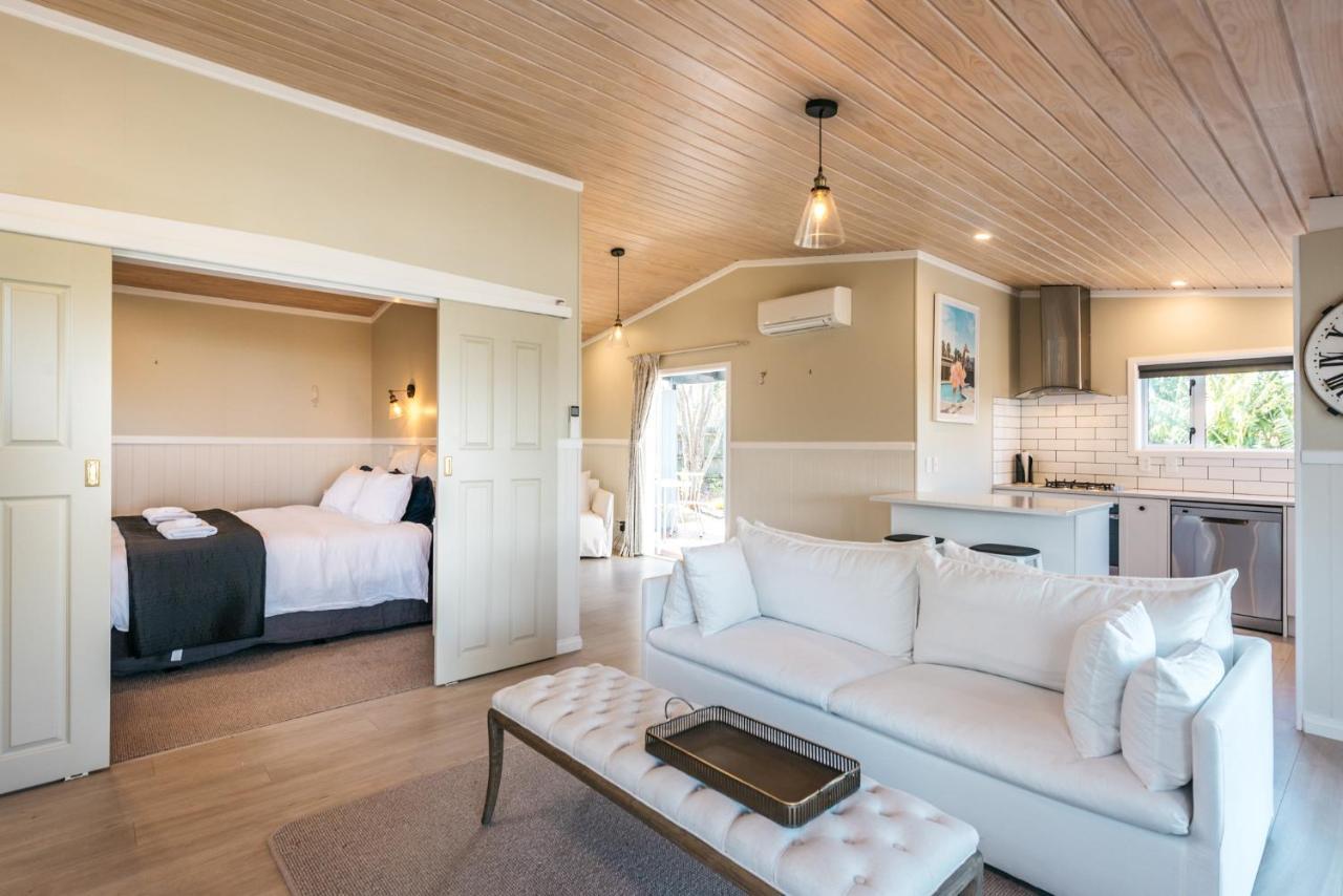 Pohutukawa Cottage, Waiheke Island Surfdale エクステリア 写真